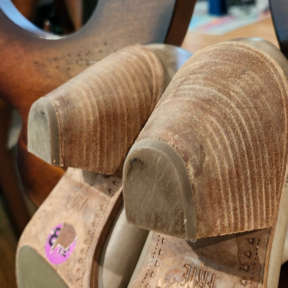 FRYE Lila Zip Ankle Bootie - Gray - Picture 8 of 11